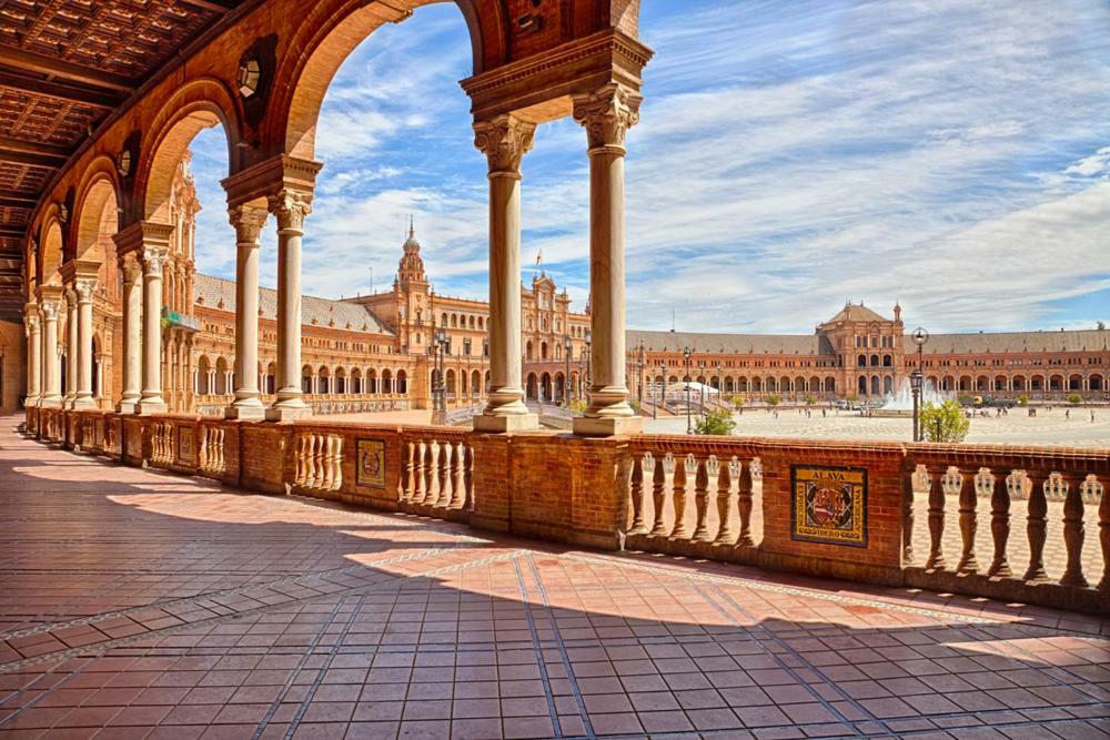 Las Cruzadas Melia-Plaza De Espana Σεβίλλη Εξωτερικό φωτογραφία